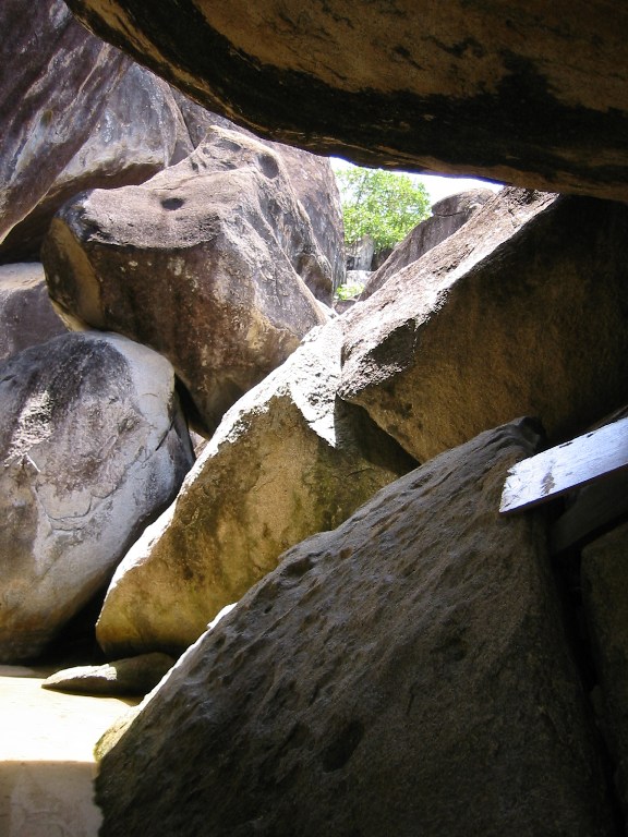bvi2005_017